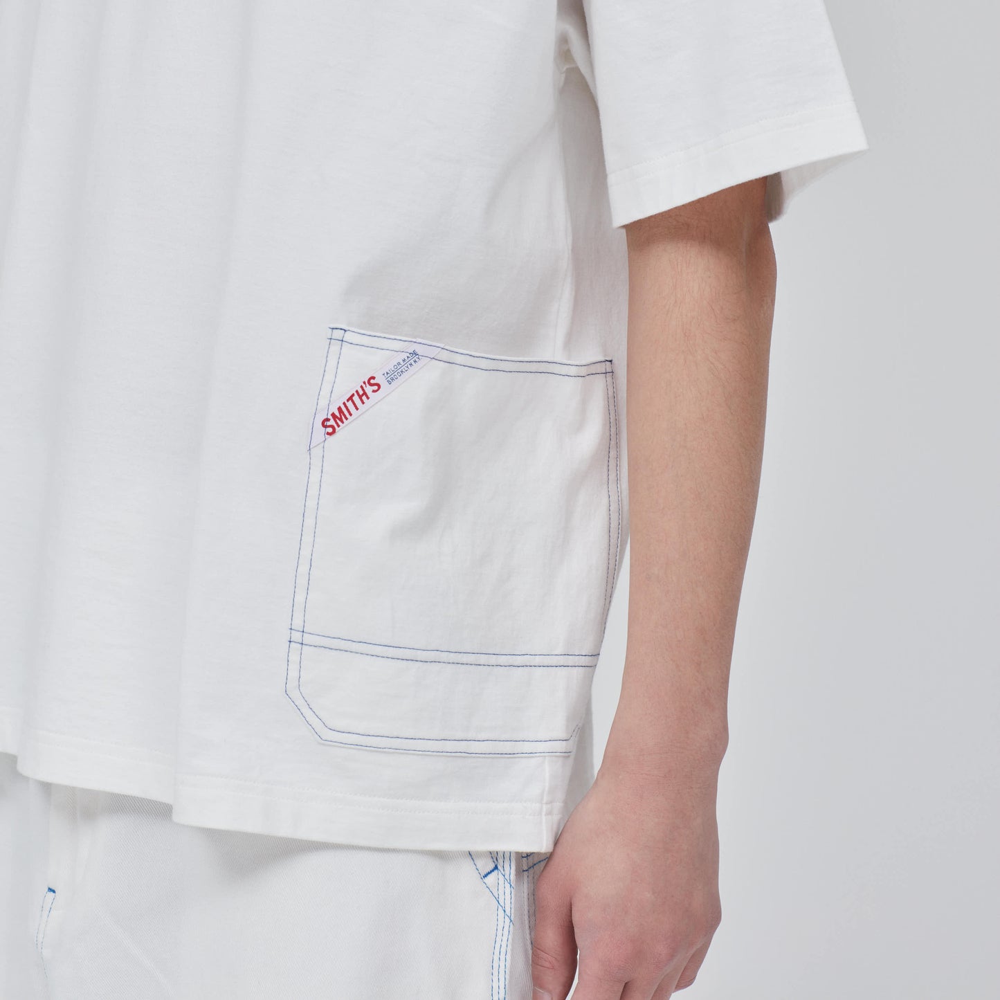 2POCKETS TEE