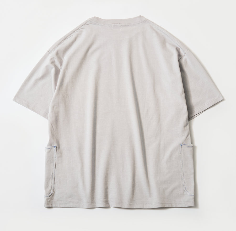 short sleeve side pocket tee / lt grey